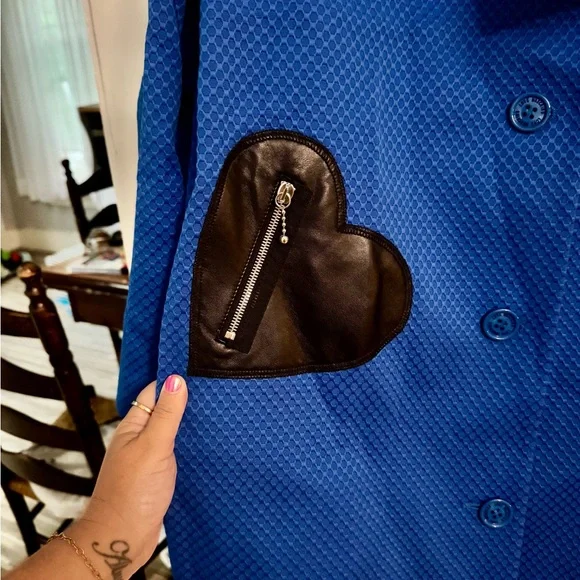 NWT RARE Love Moschino Vibrant Blue Jacket with Black Heart Accents SIZE 12 - Picture 3 of 7